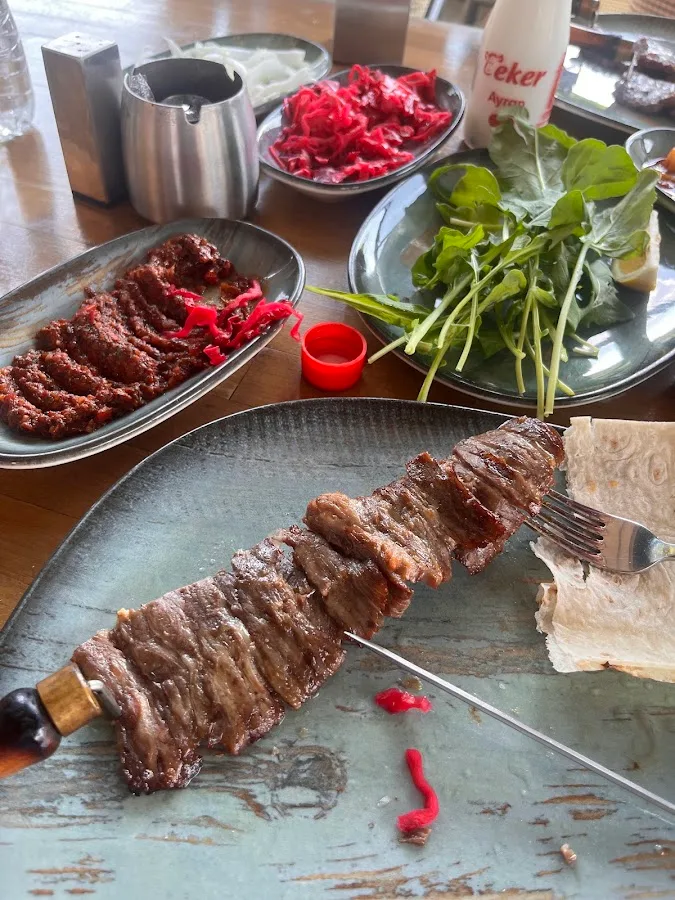 Atadan Oltu Cağ Kebap — Fotoğraf 3