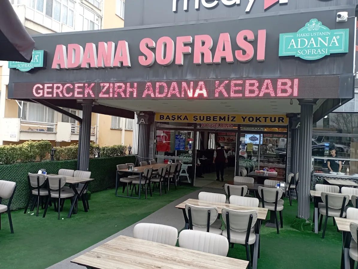 Hakkı Ustanın Adana Sofrası — Fotoğraf 1