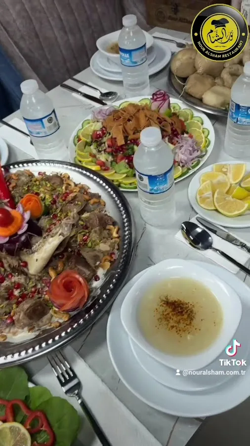مطعم نور الشام - nour alsham restoran — Fotoğraf 2