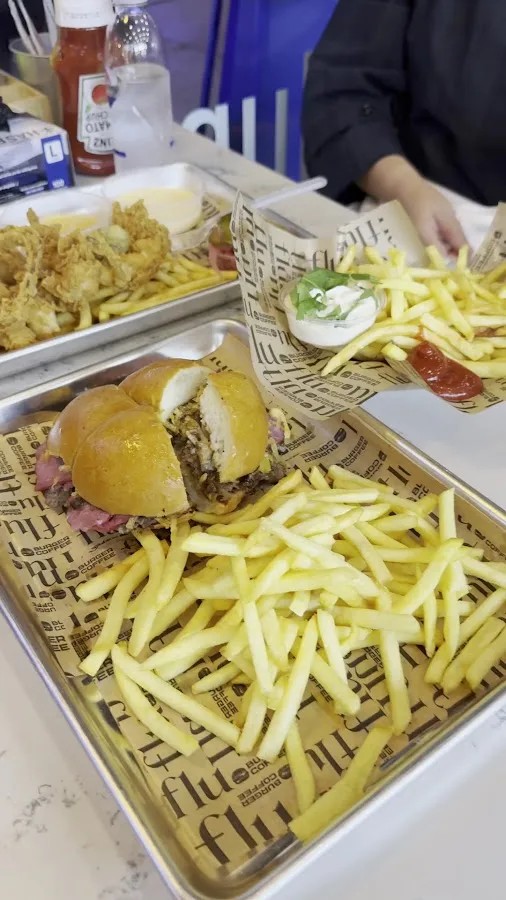 Flu Burger — Fotoğraf 2
