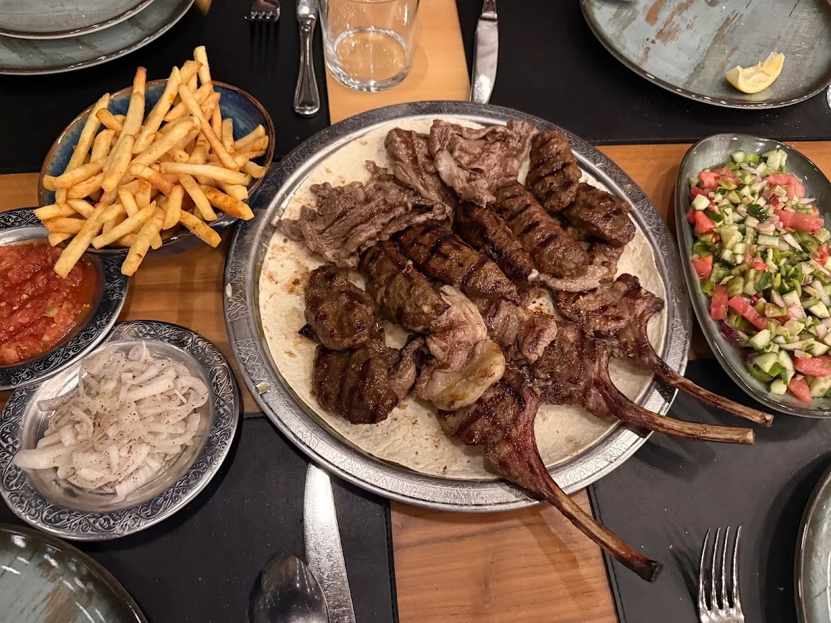 ZENET RESTAURANT — Fotoğraf 3