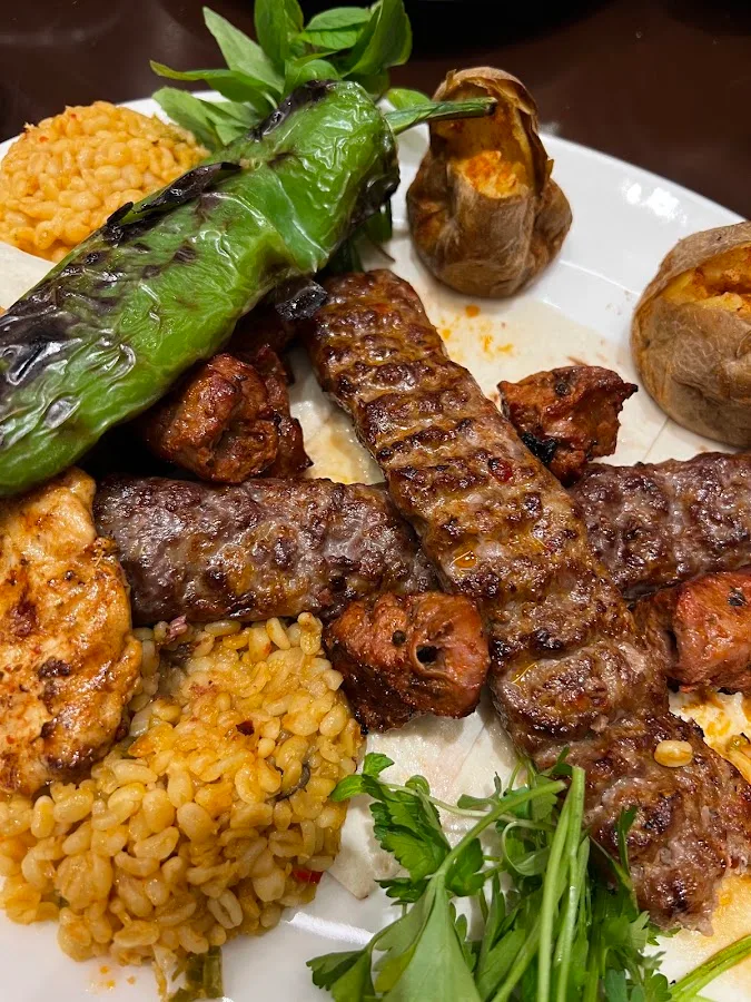 Gazibey Küşleme Kebap — Fotoğraf 3