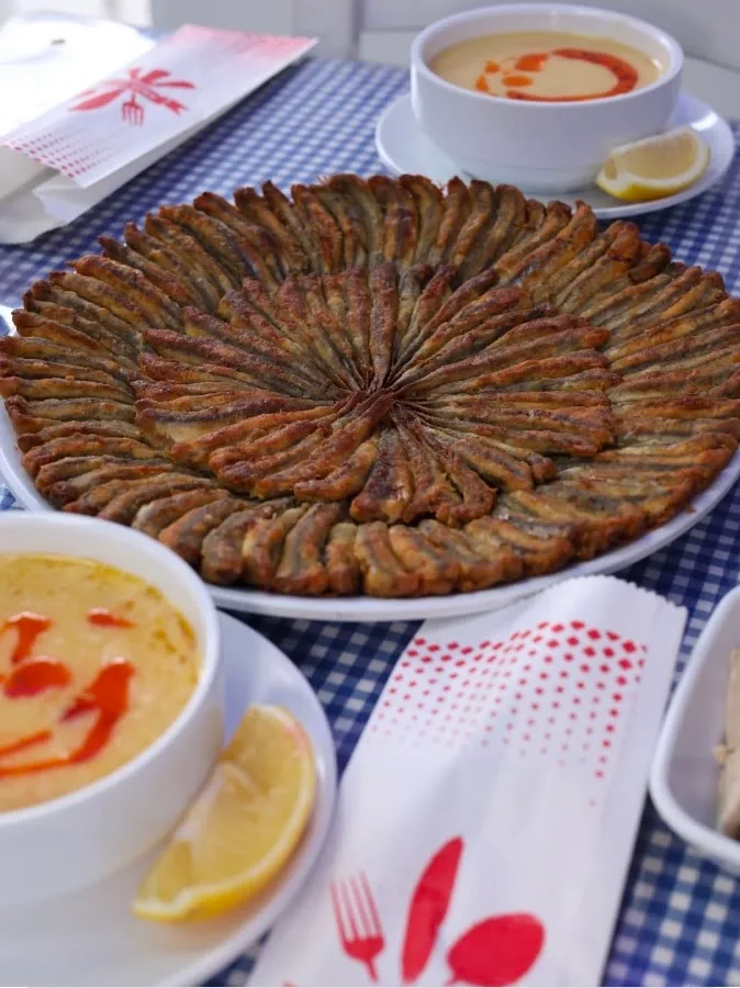 Karabağlar Bodrum Balıkçısı Murat Usta — Fotoğraf 2