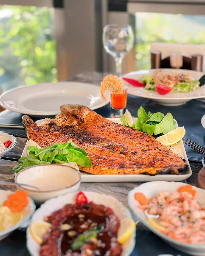 Sultan Balık Florya - Alkolsüz Balık Restoranı — Fotoğraf 3