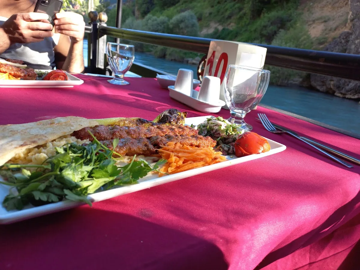 Dikilitaş Restaurant