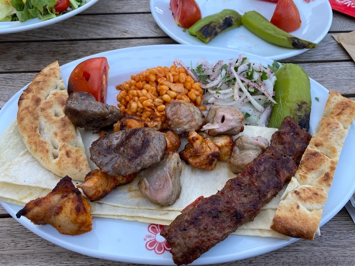 Gazi Çorba & Köfte — Fotoğraf 2