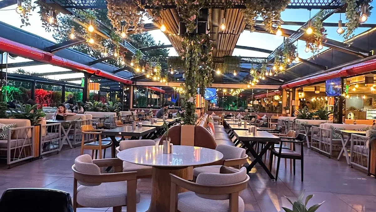 Bist Bahçe İstanbul — Fotoğraf 1