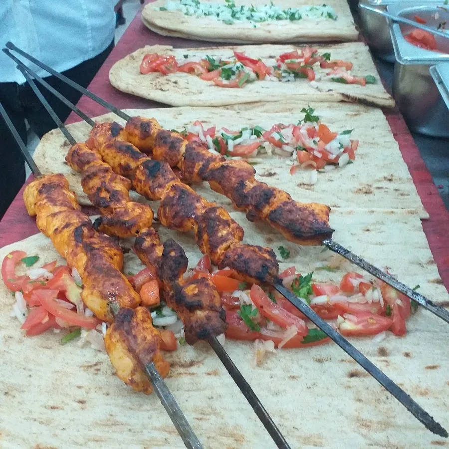 Lezzet Ocakbaşı - Yaprak Döner — Fotoğraf 2
