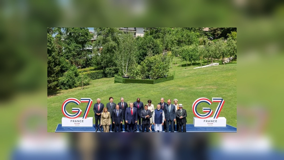 G7 leaders posing for a group photograph at the 2026 summit in Evian, France