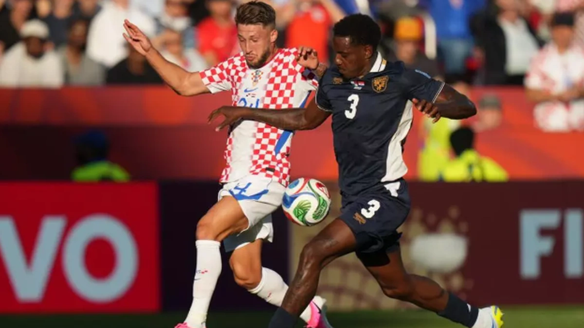 Croatia and Panama players challenging for the ball during a World Cup match