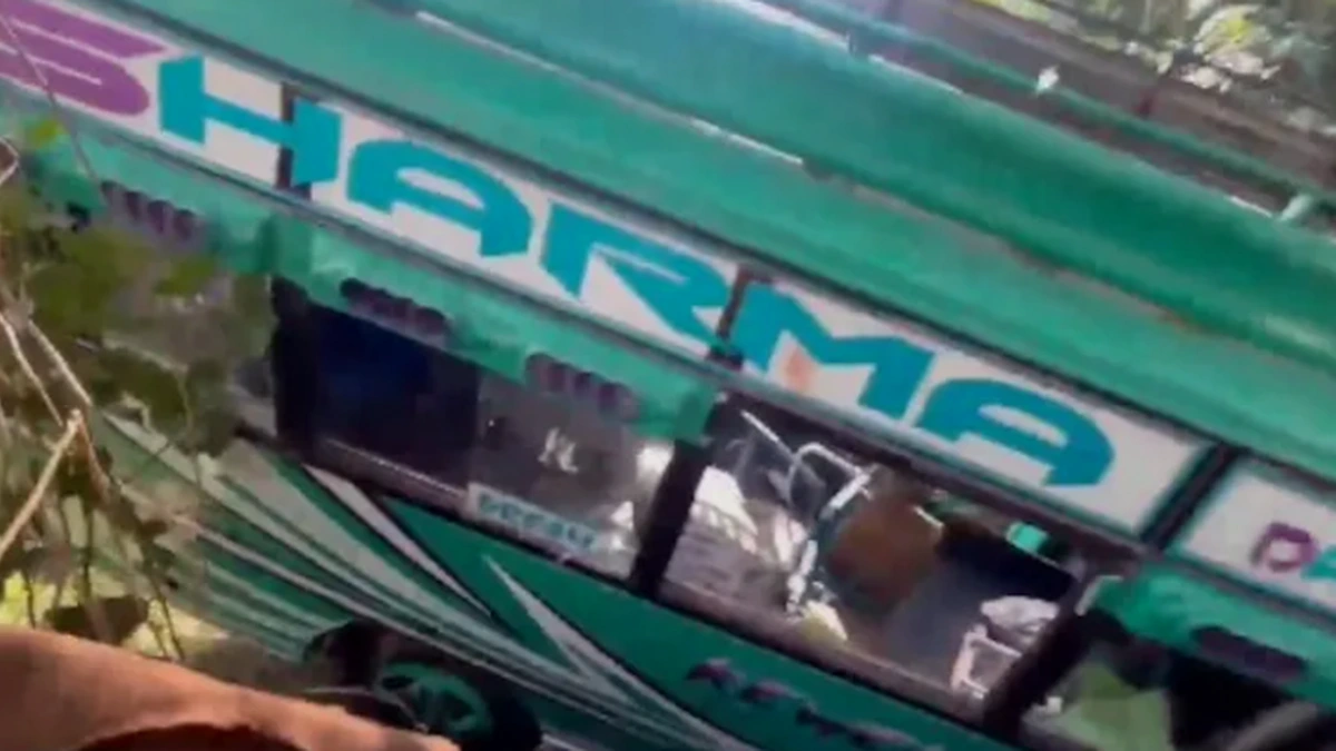 Minibus accident in Kathua Jammu and Kashmir involving Sukrala Mata pilgrims