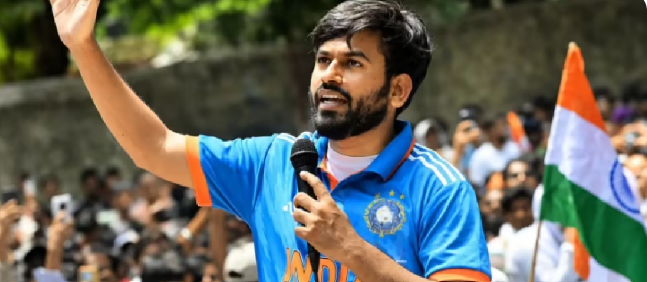 Abhijeet Dipke addressing a youth protest and press conference in India