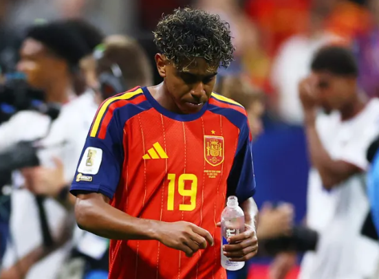 Spain players reflecting after a goalless World Cup draw with Cape Verde