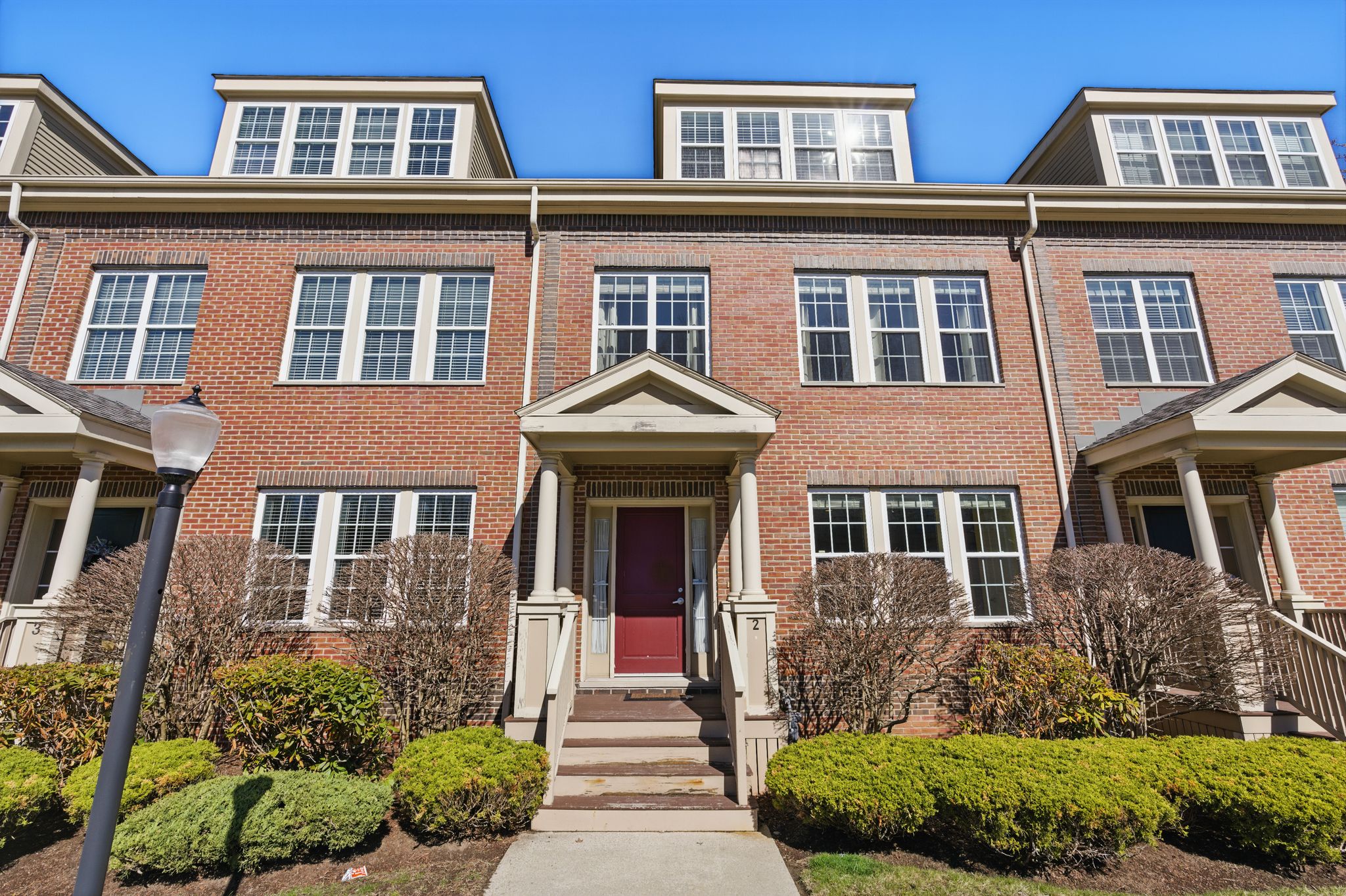 2 Powder Mill Sq U2B-03