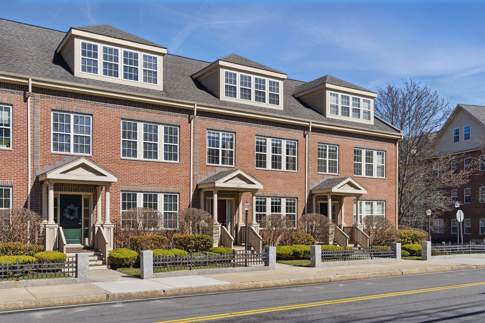 2 Powder Mill Sq U2B-04