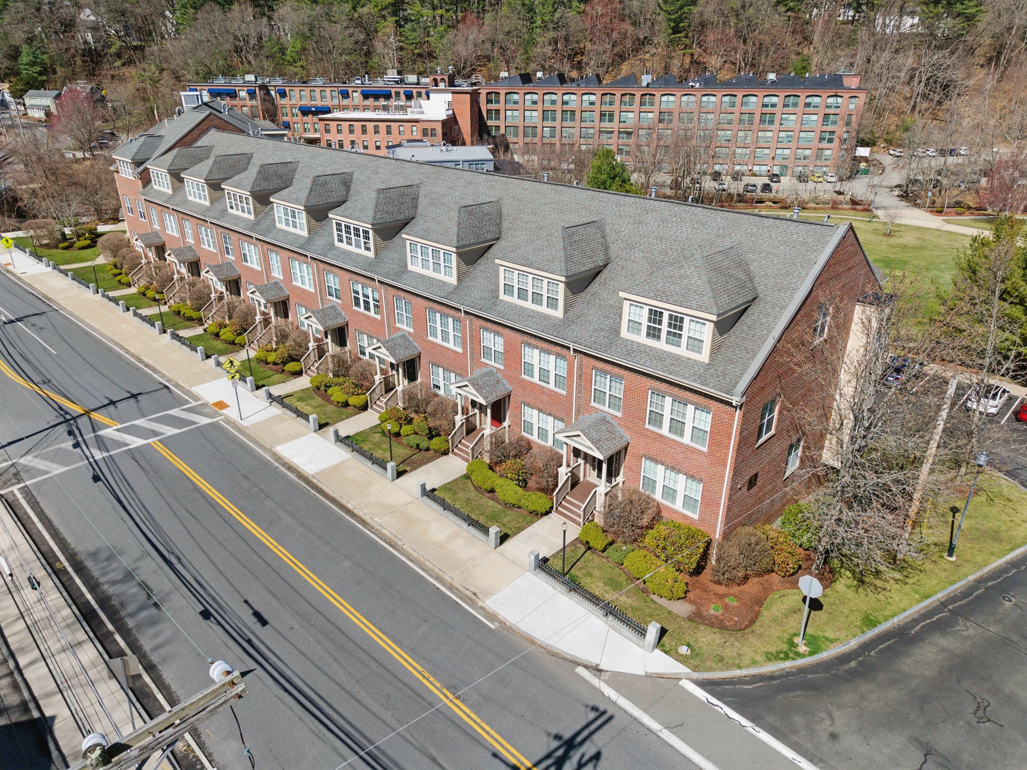 2 Powder Mill Sq U2B-05