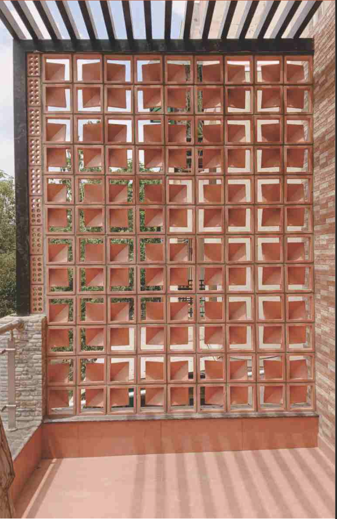 Mitti King Kite Jaali: Premium Terracotta Decorative Jali Block - View 3