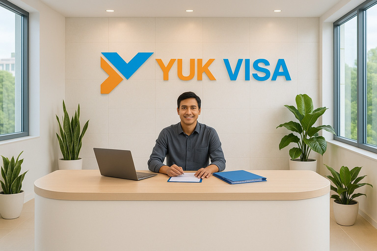 Area resepsionis kantor modern YukVisa