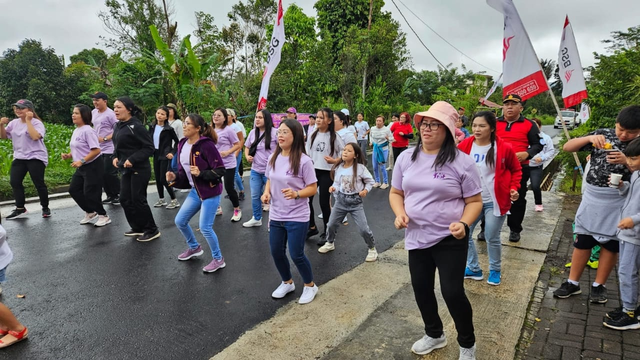 Perayaan HUT Jemaat GMIM Efrata Kamasi-Kamasi Satu ke-15 tahun 2024 di halaman Ruko milik Keluarga Mongi Palit pada Sabtu (22/6/2024) 