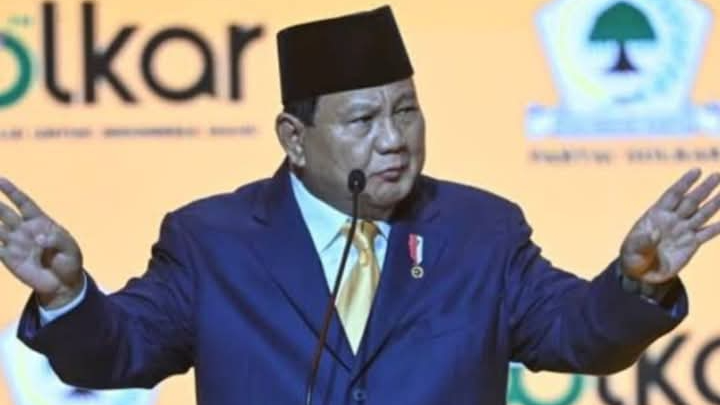 Presiden RI ke 8 ini juga menyatakan komitmennya untuk memberantas tambang ilegal.