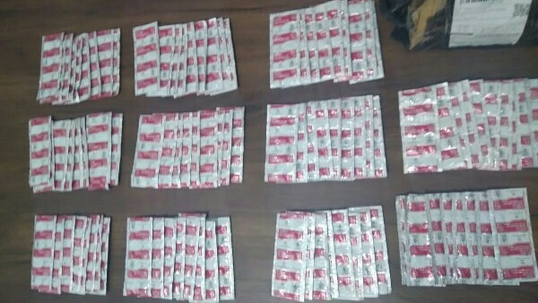 Polisi Ungkap Kronologi Penangkapan Pengedar Obat Keras di Bitung, Ternyata Dipesan Via Online!