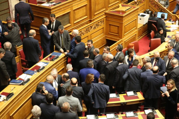 Να γιατί δεν πέφτουν οι τιμές -1,25 δις επι πλέον οι εισπράξεις από  ΦΠΑ το  2025