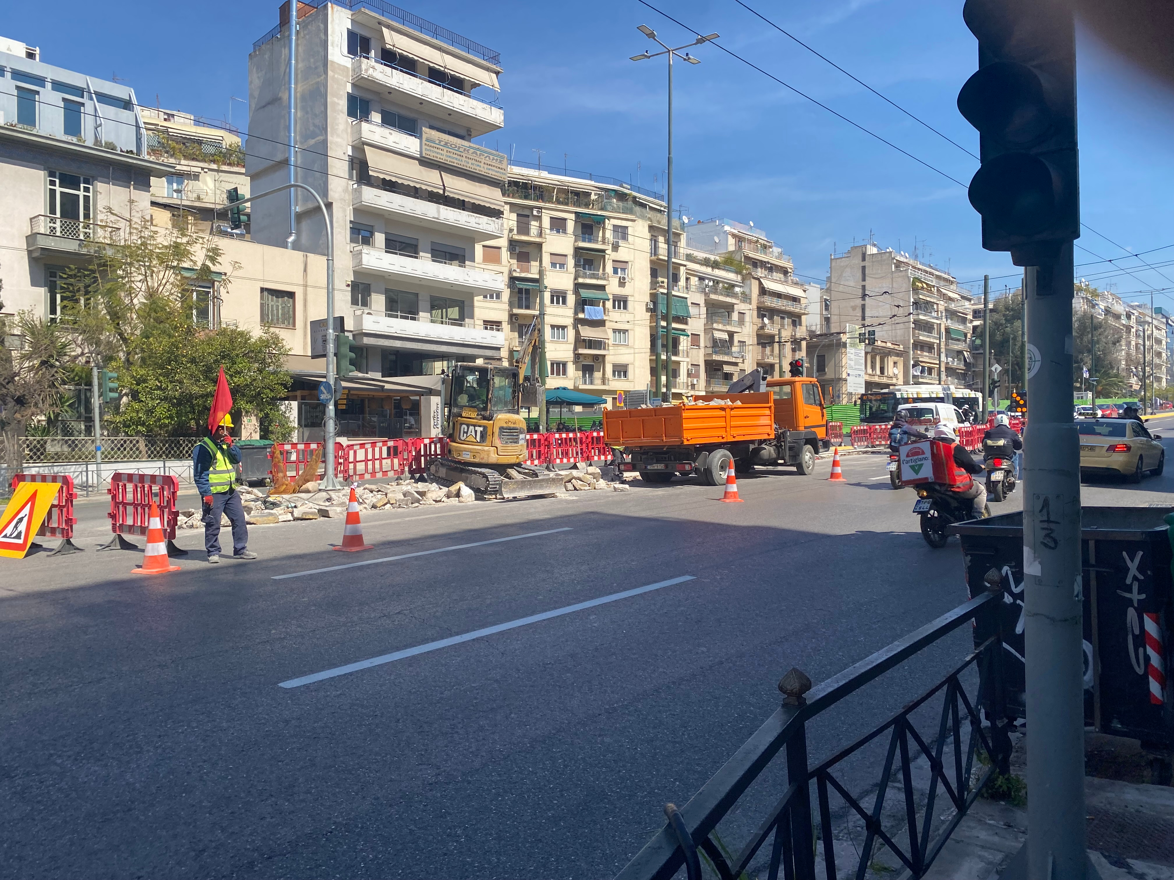 Κλείνει ακόμη και ράμπες αναπήρων,  εργοτάξιο-μαμούθ του Μετρό στη Λ. Αλεξάνδρας