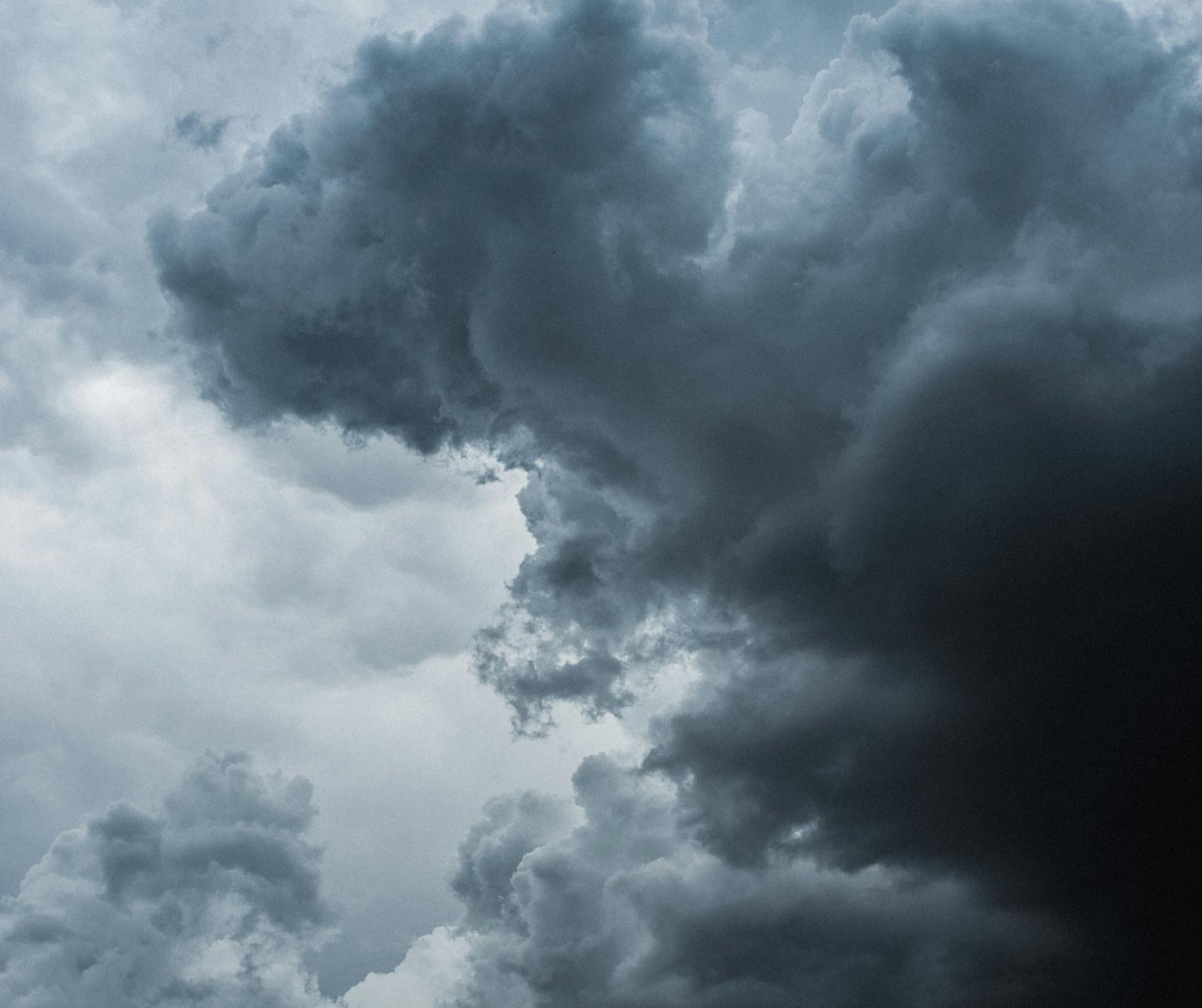 En el Ojo del Huracán: Nuestra Comunidad en medio de la Crisis Climática.