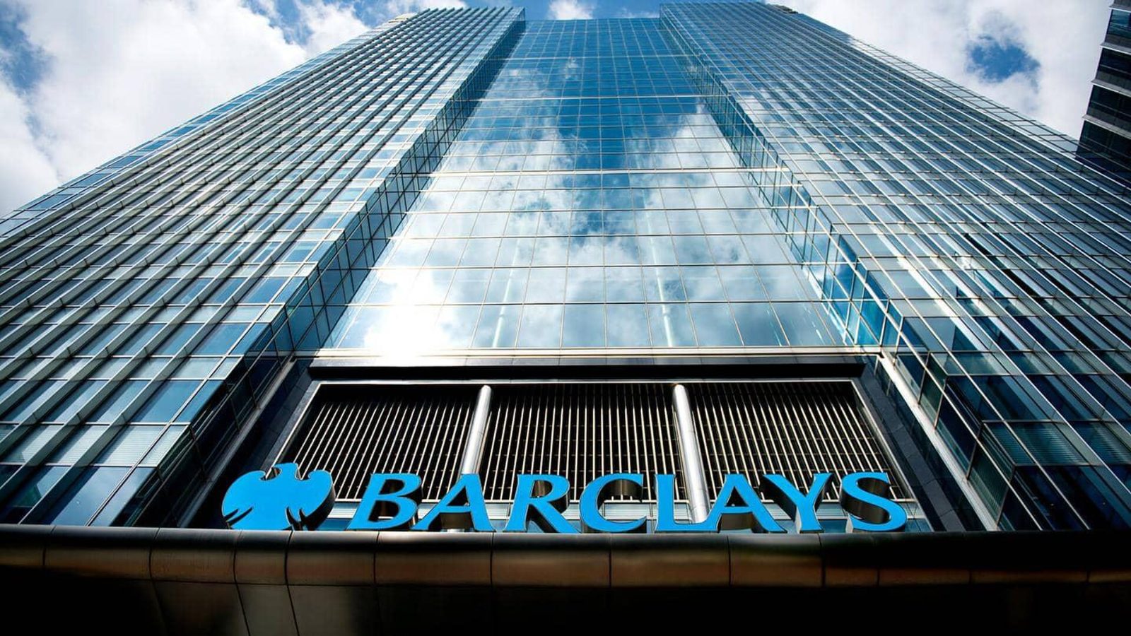Barclays staff push back against new three-day office rules