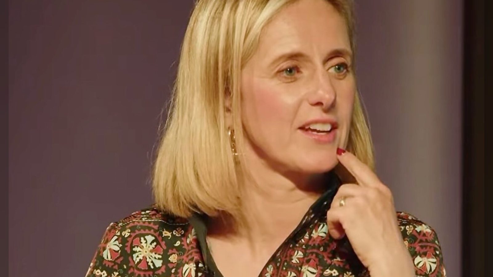 Marina Hyde discusses new book on Trump, AI, and Taylor Swift