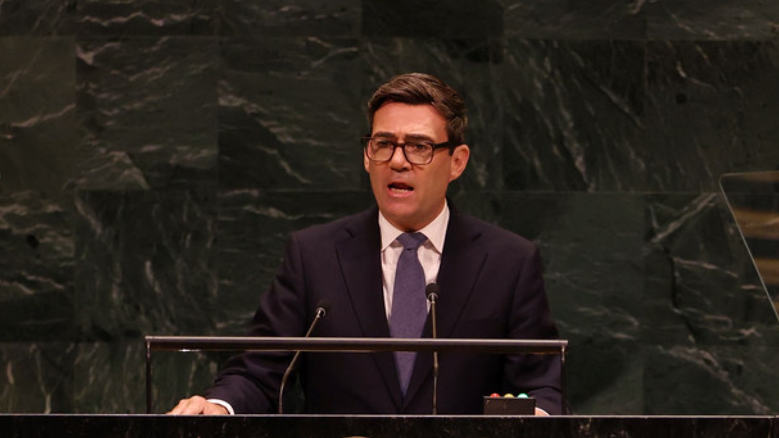 Burnham tells world leaders to heed the AI warnings