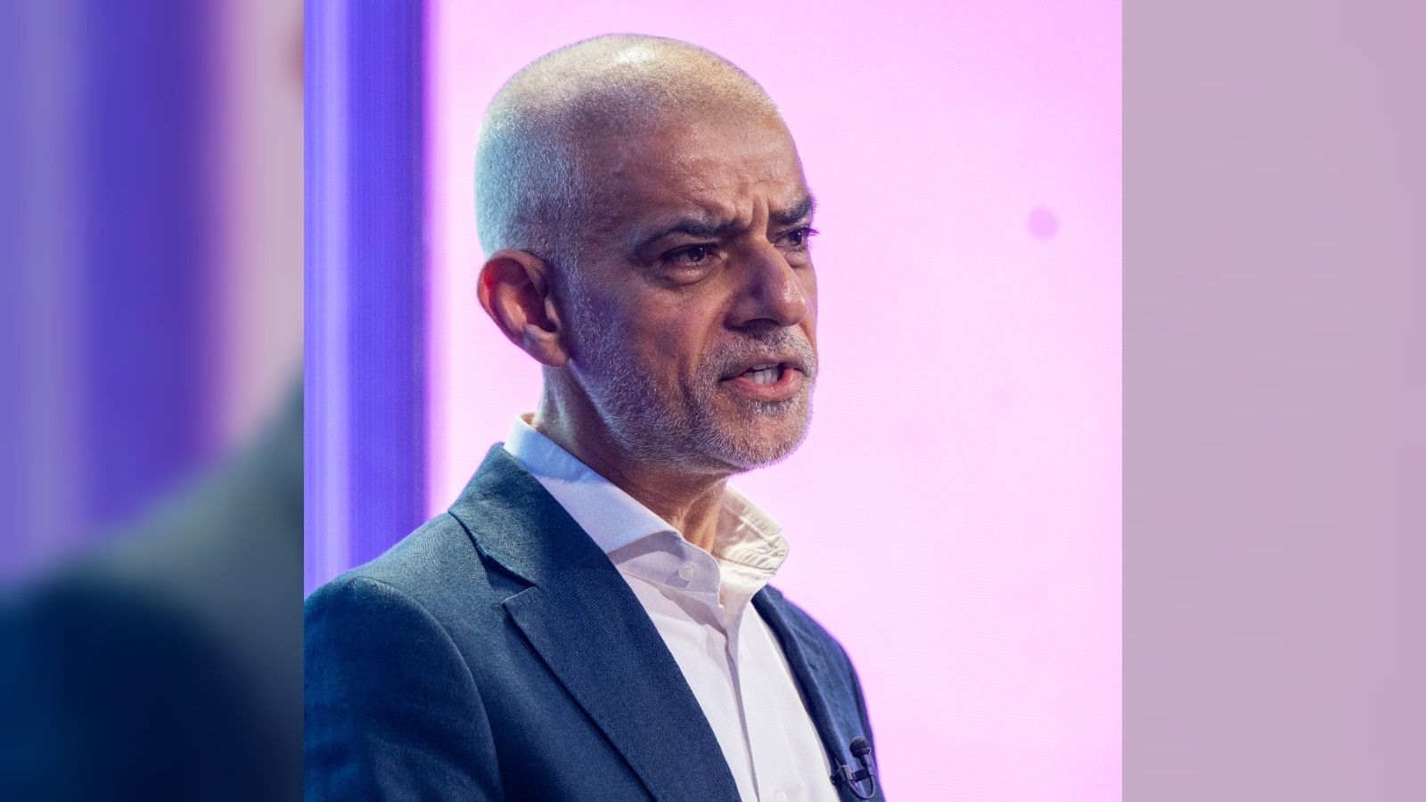 Mayor orders Westminster to drop Soho pub ban plans