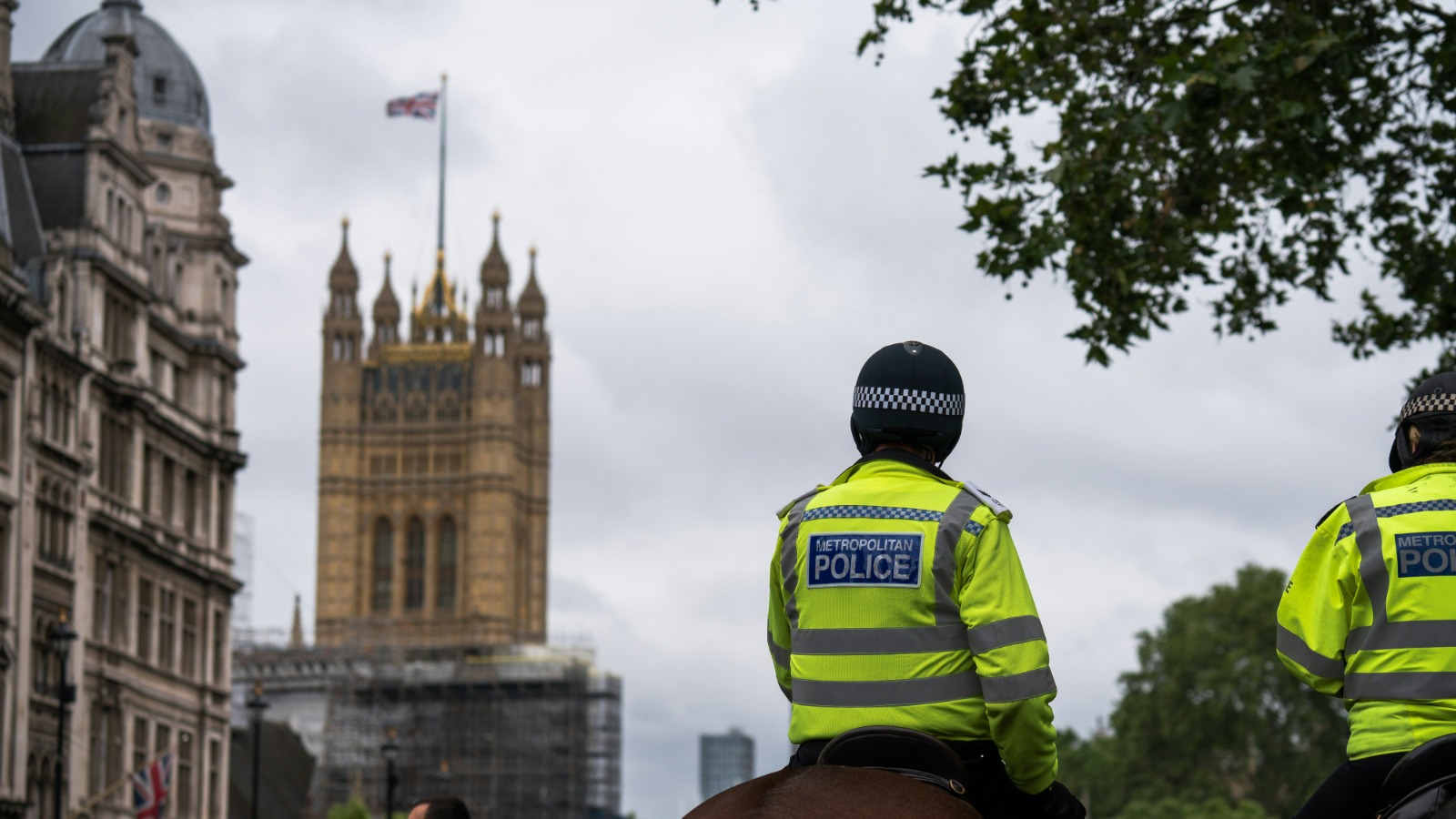 Police chiefs support merging England and Wales's 43 forces to fight crime