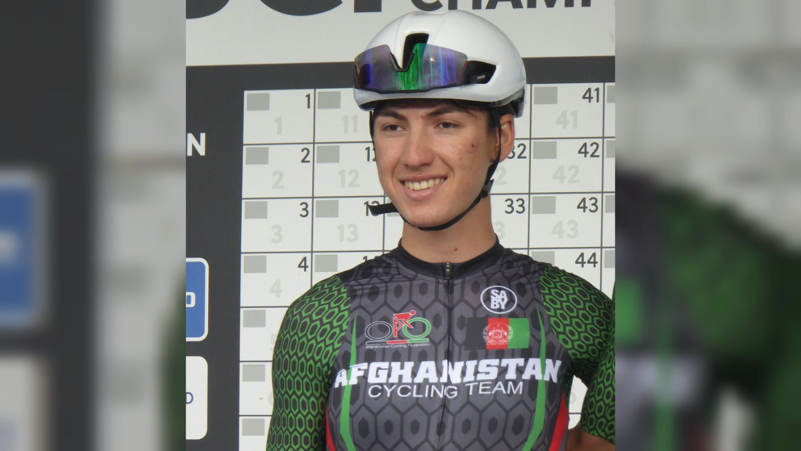 Afghan cyclist wins silver after training disguised as a man