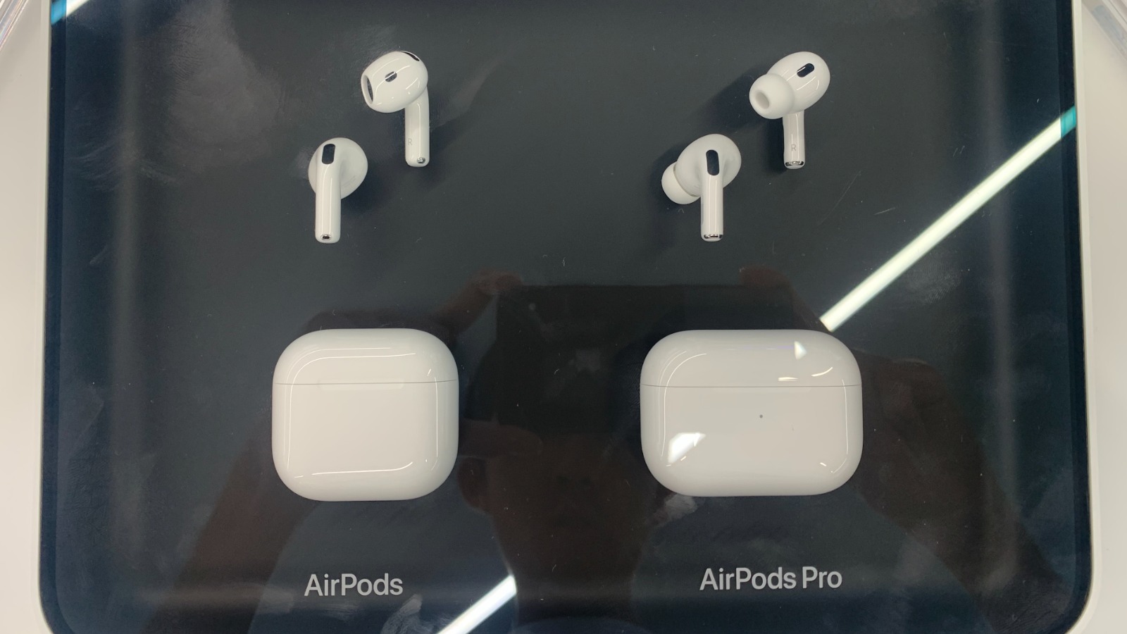 EU drops rule for user-removable batteries in Apple Watch, AirPods