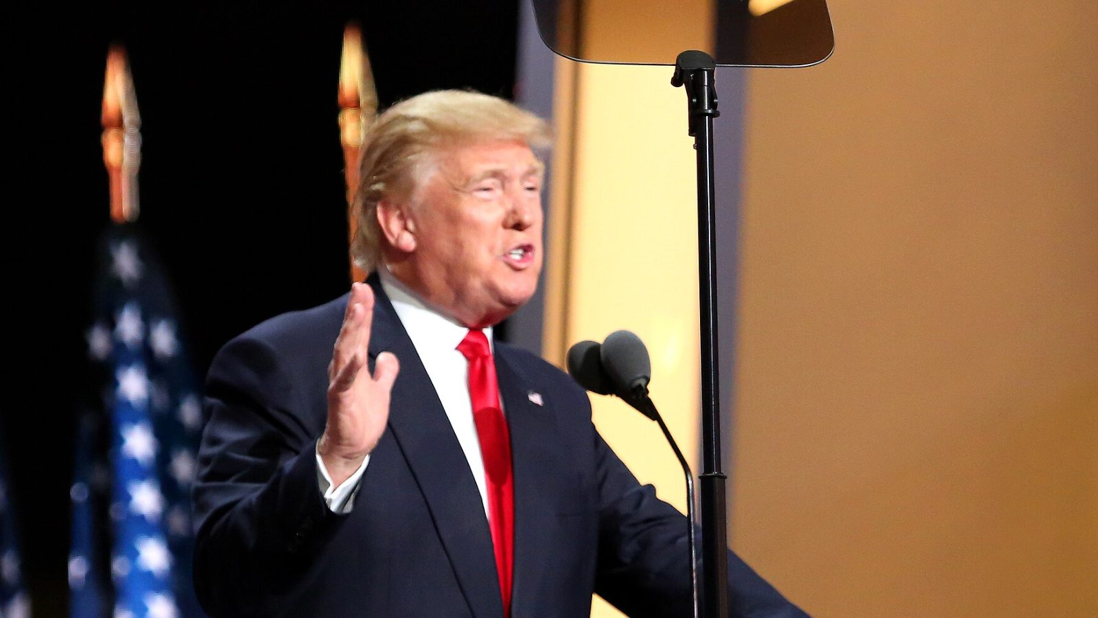 Trump's $5,000 dividend would not use tax money, official says