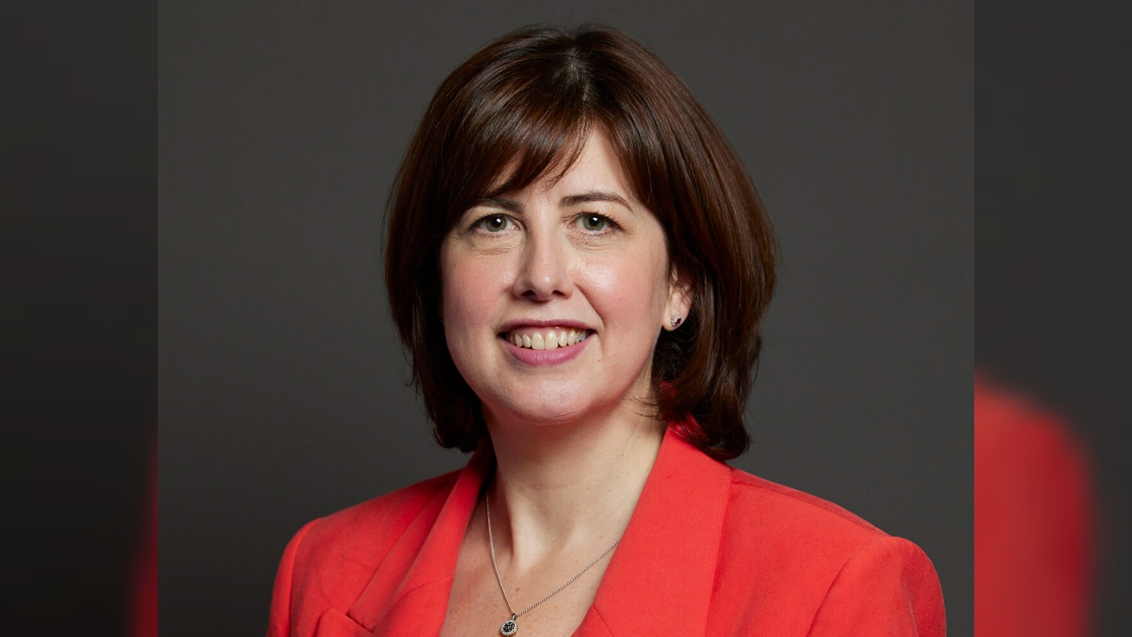Minister wants to end forced GCSE resits for teenagers