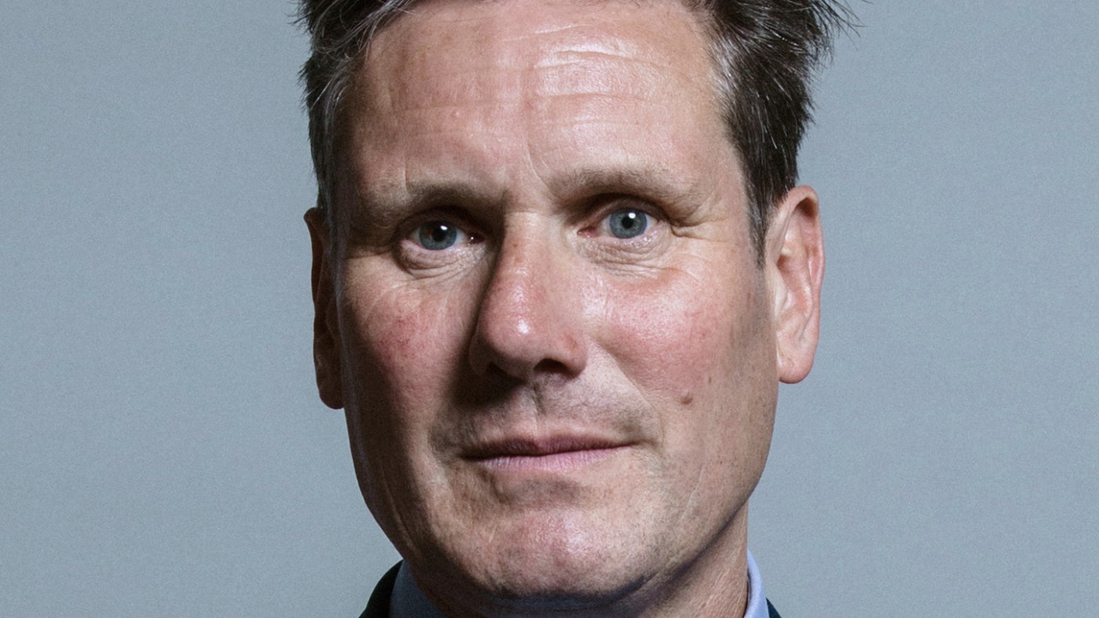 Starmer seeks new home after Russian-linked firebomb plot