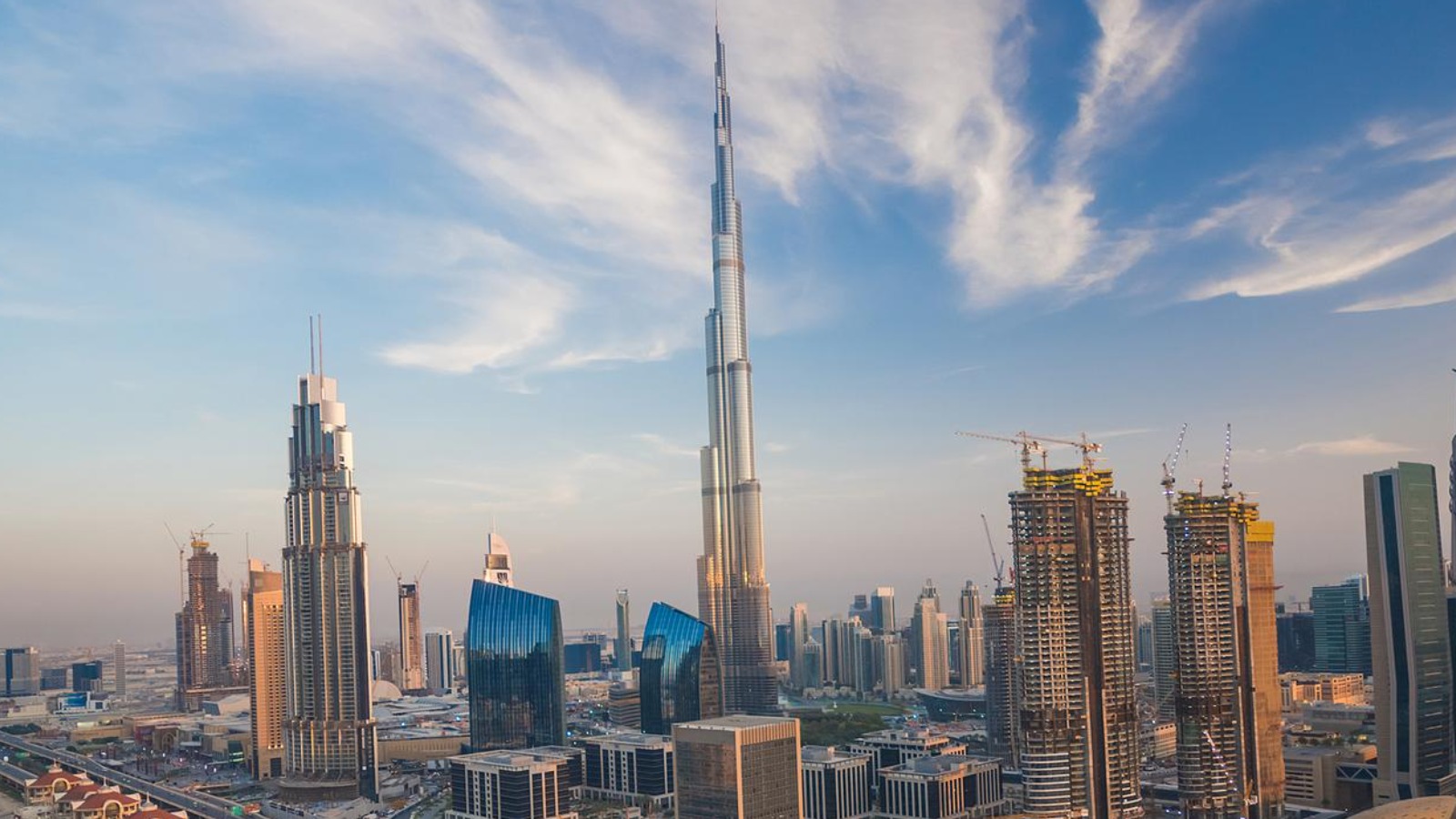 Multiple explosions and thick smoke reported in Dubai's Jebel Ali area