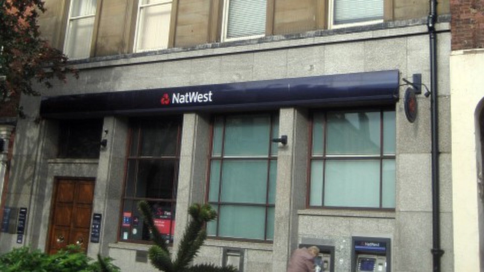 13,000 NatWest staff must work in offices twice weekly from February