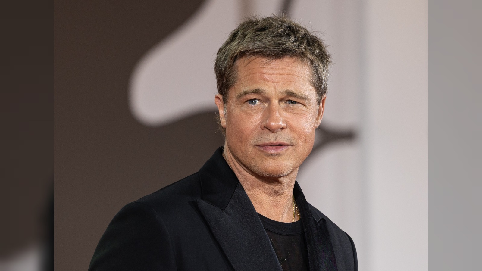 Brad Pitt's older kids Zahara and Maddox use newspaper ads to drop his surname