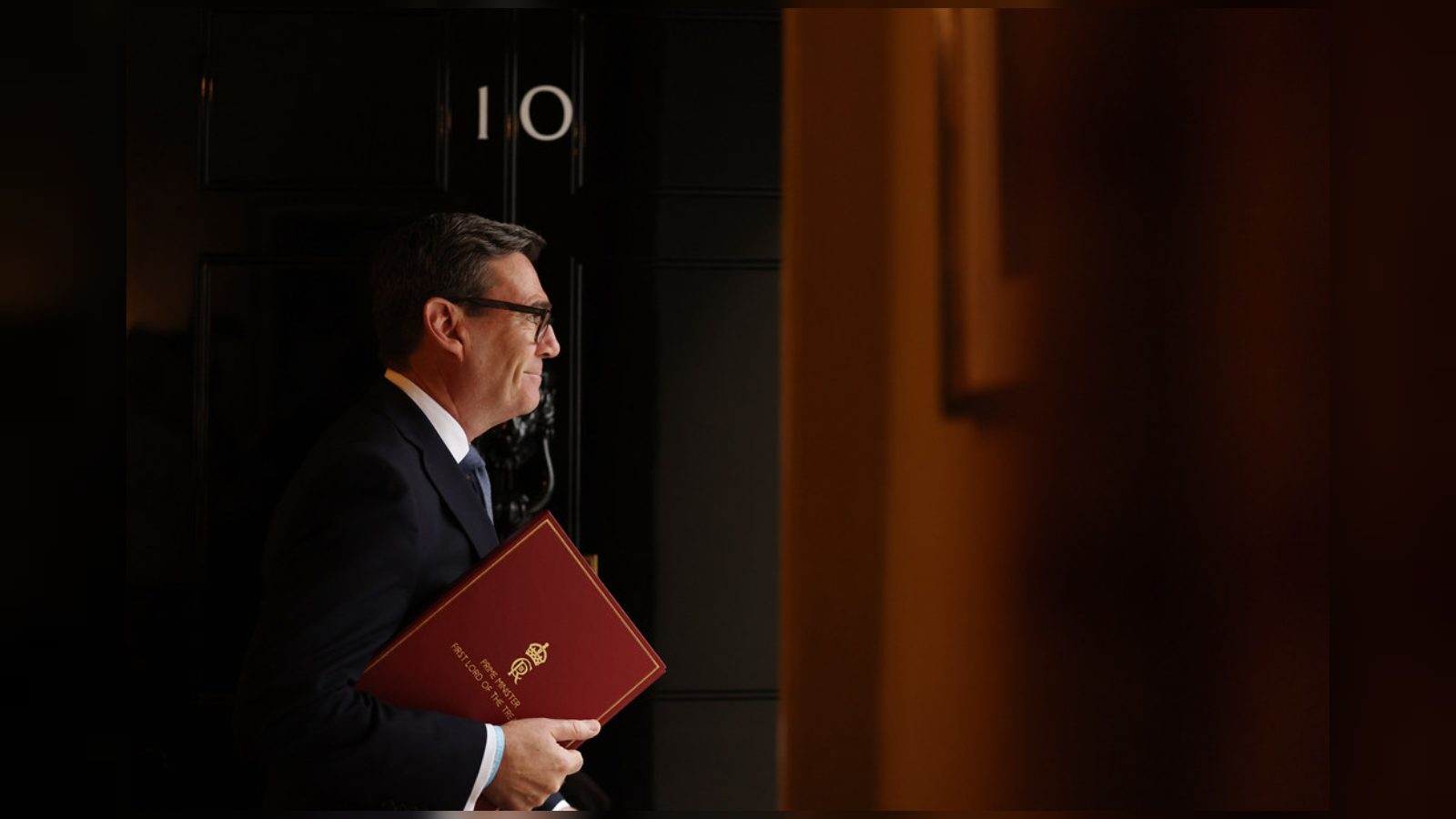 Prime Minister Burnham to host business leaders, mayors at No 10 for growth talks