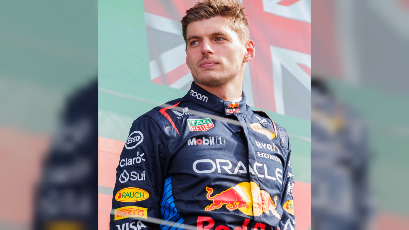 Max Verstappen switches to older rear wing after two car crashes