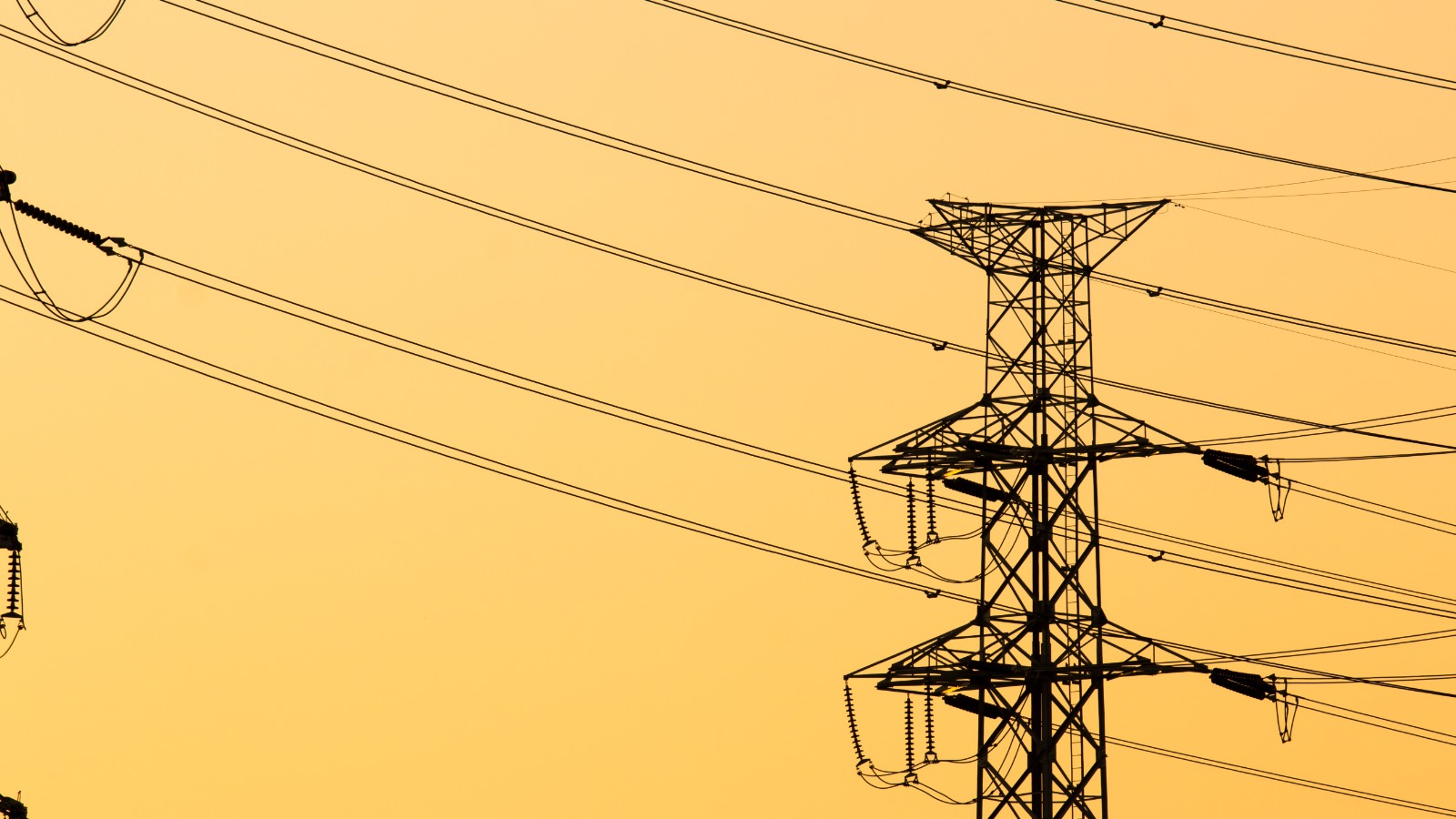 Average energy bills expected to rise to £1,729 a year in October