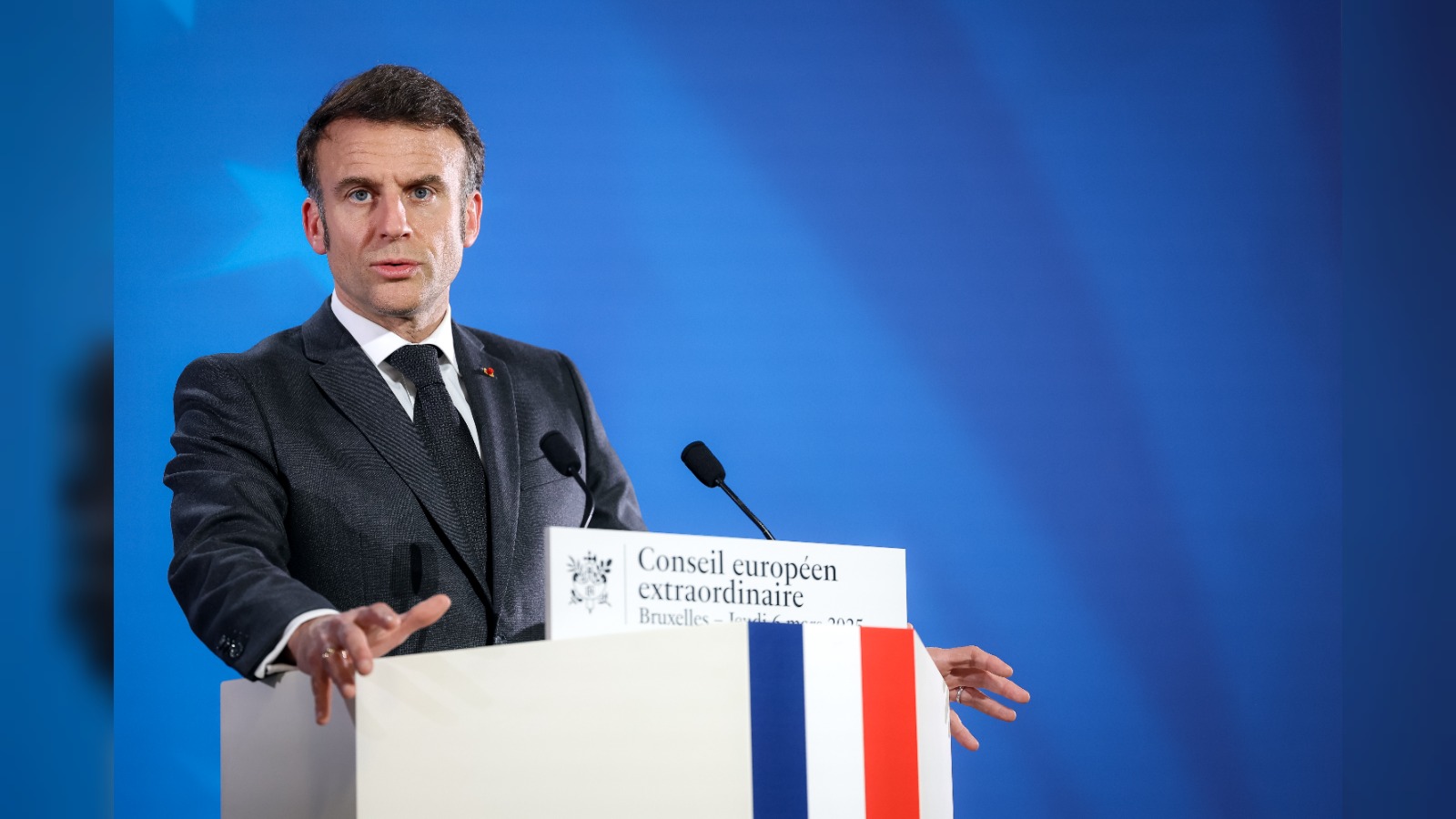 Macron criticised for jet ski photo during French heatwaves