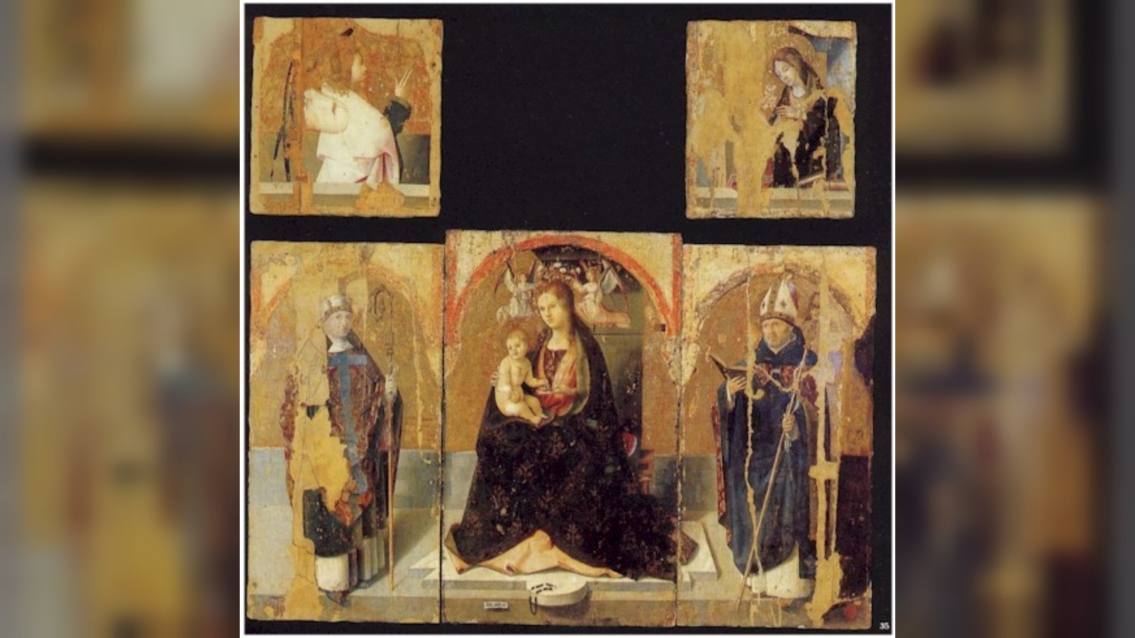 Thieves steal 4 Antonello da Messina paintings from Messina museum.
