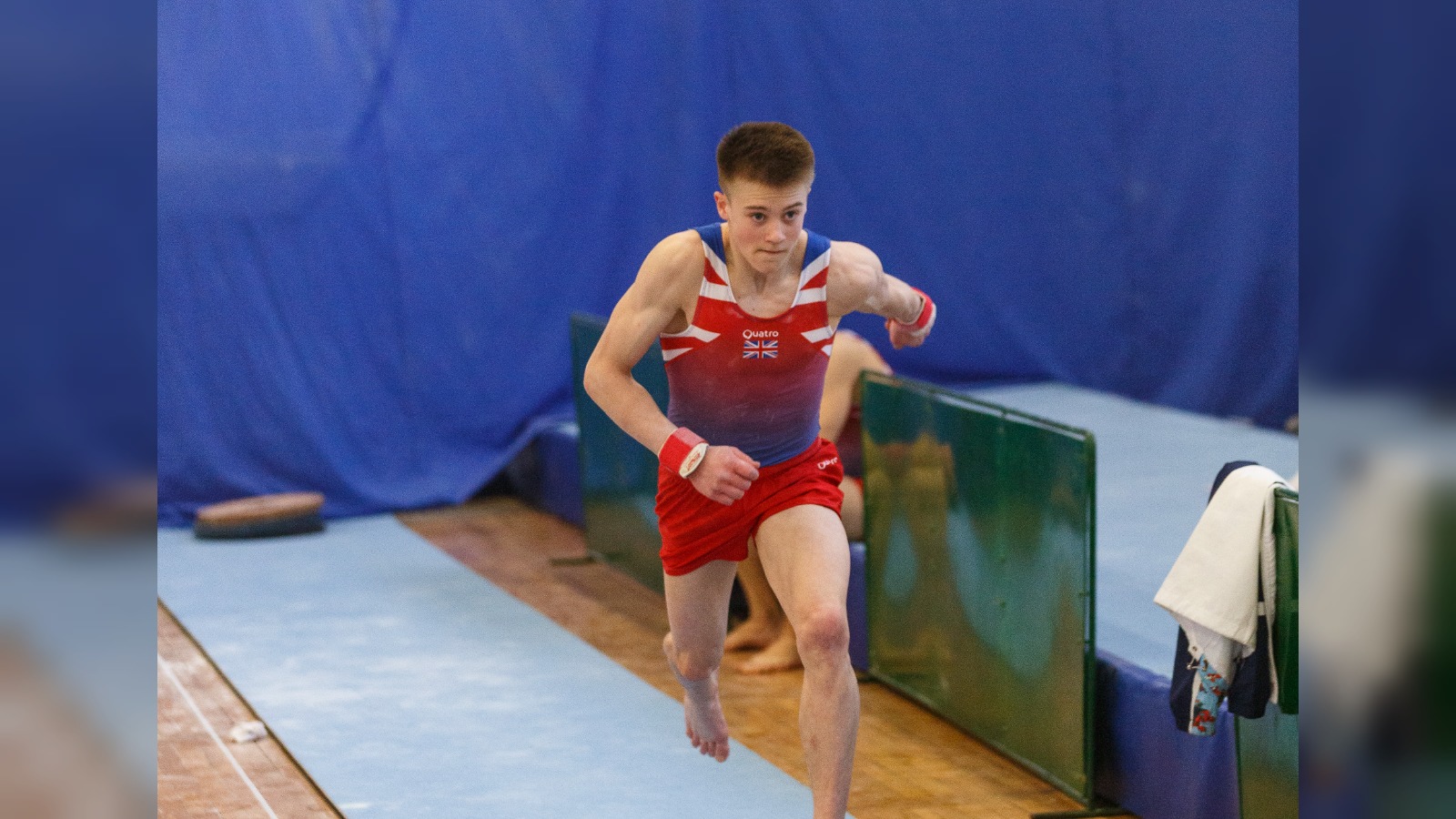 Luke Whitehouse takes Commonwealth floor gymnastics gold for England