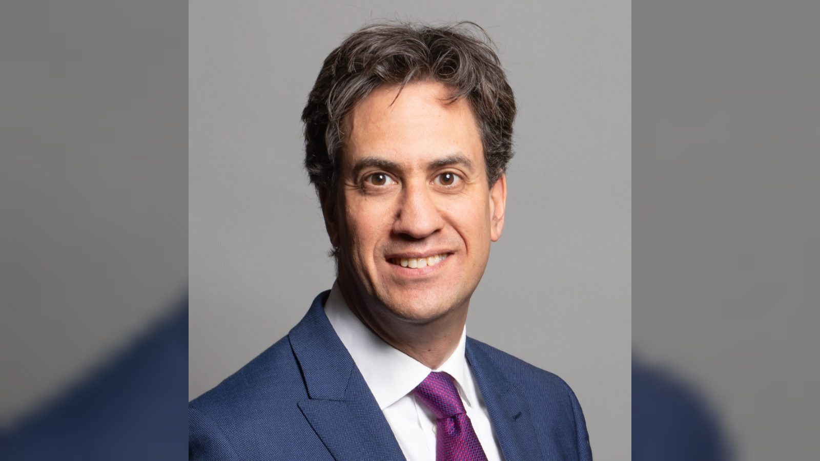Miliband pledges £330m to global environment fund.