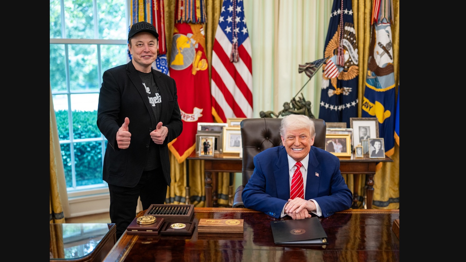 Trump and tech leaders sign 'morally binding' AI safety agreement
