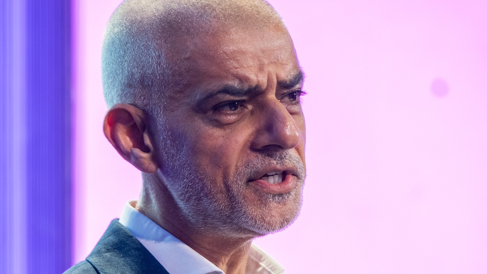 Sadiq Khan urges Andy Burnham to block Heathrow's expansion over climate change